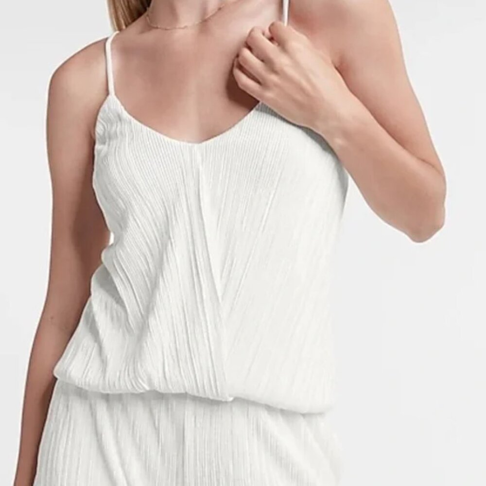 Express Crinkled V-neck Bubble Cami, White, Size XXS